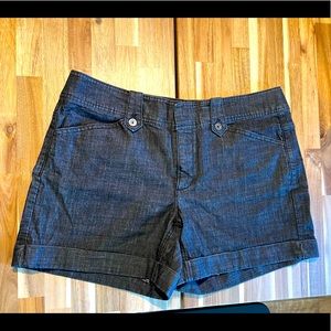 White House/ Black Market Shorts Size 12 US